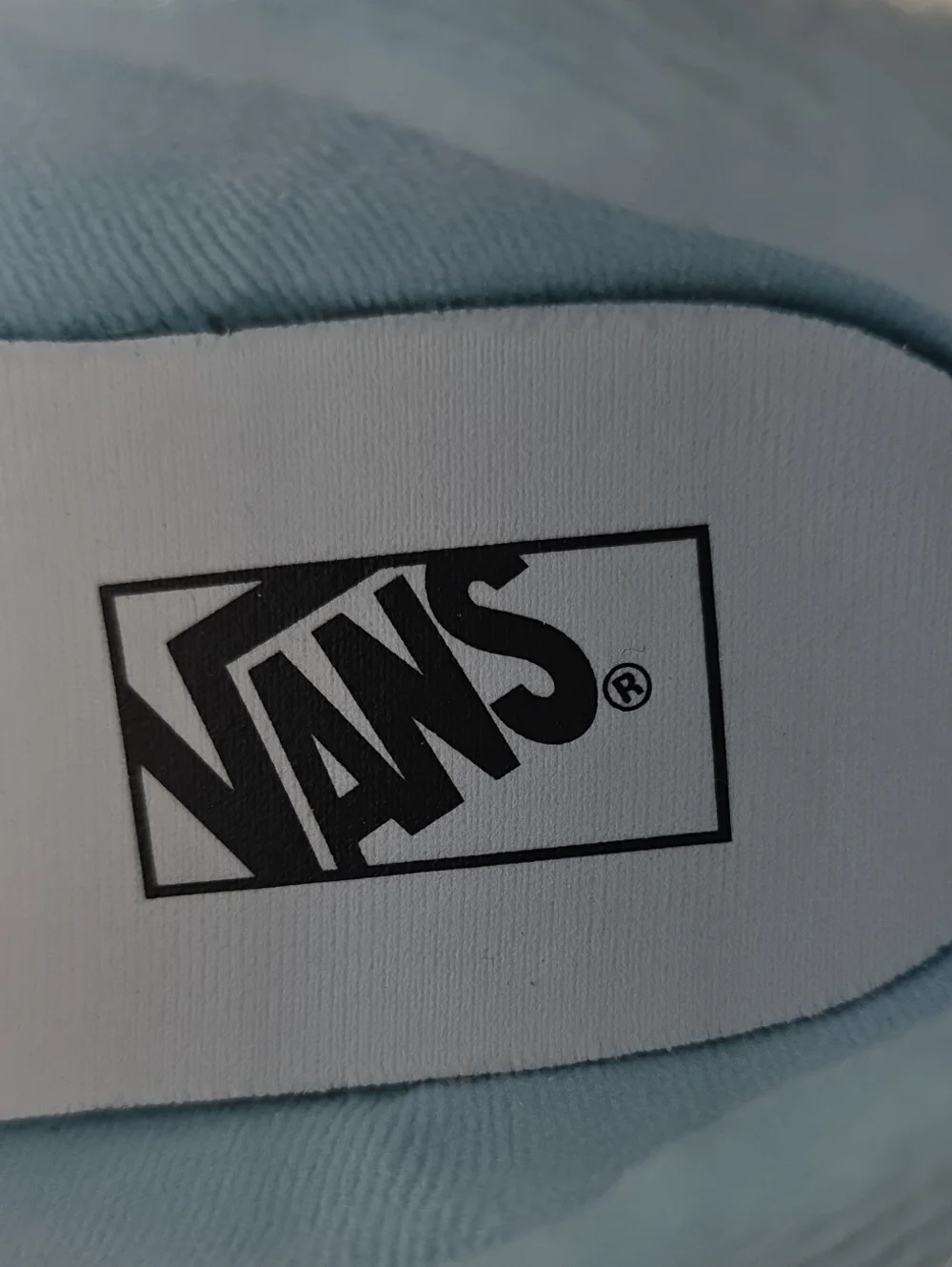 Vans Hylane White Blue Men's 7.5 Women's 9 New with Box